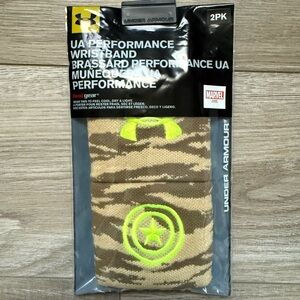 NWT Under Armour Captain America Camo Wristband (Rare 2014)